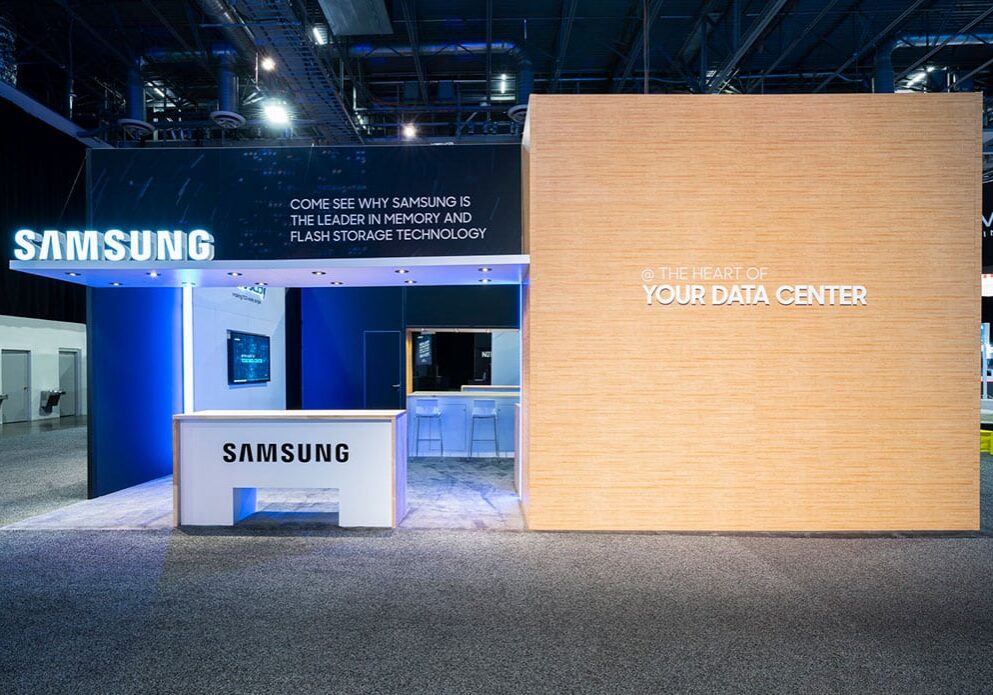 Custom trade show display - samsung